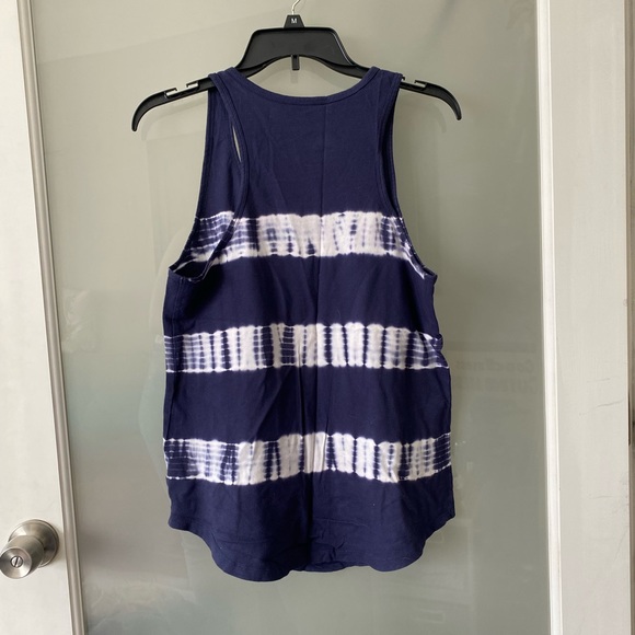 Universal Thread Tank Top - Picture 2 of 3